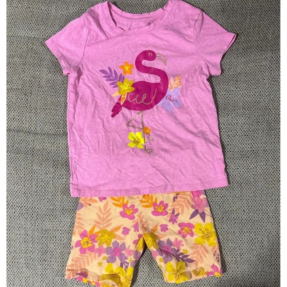 Cat & Jack Girls 5T Pink Flamingo Floral Shirt & Bike Shorts 2-Piece Set